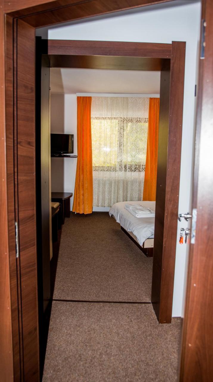 Vila Alegria Buşteni Buitenkant foto